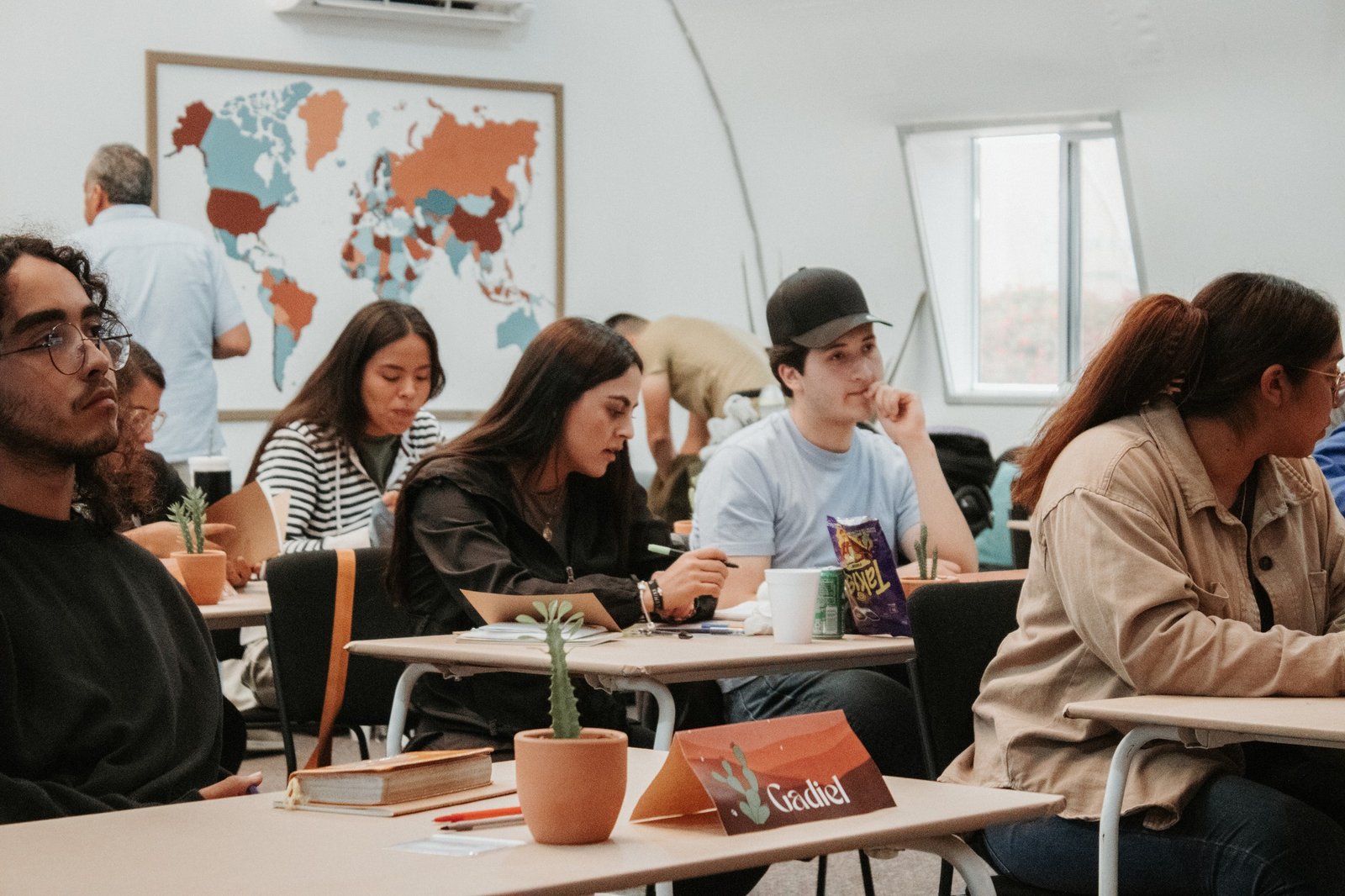 484501137_1083824280441507_7488653835954568757_n (1)